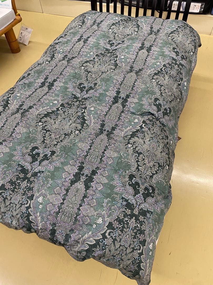 西川　羽毛掛け布団・産ホワイトグースダウン９３%・シングルサイズ