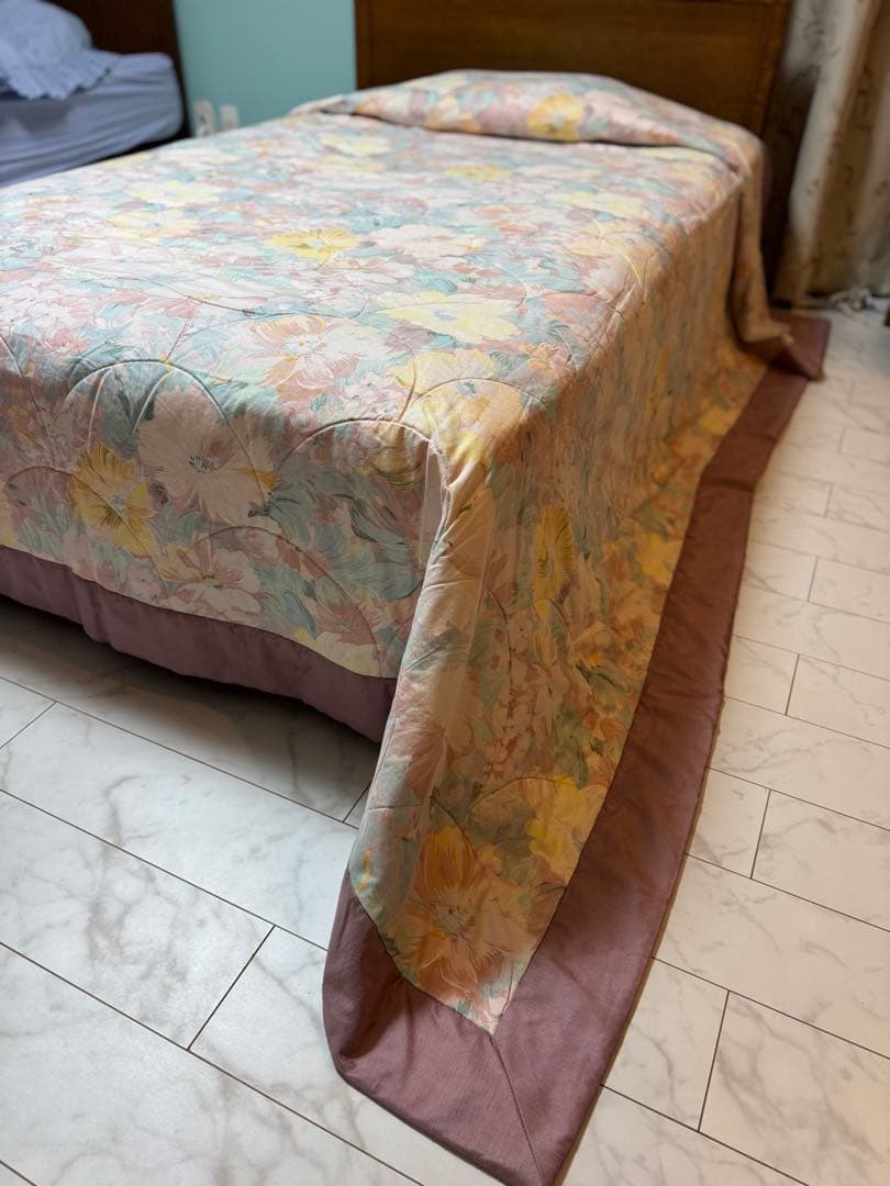 ベッドカバー　マルチカバー　こたつカバー