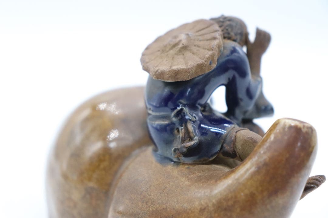 中国 石湾窯 瓢箪に乗っている人物 送料込み250326 - メルカリ