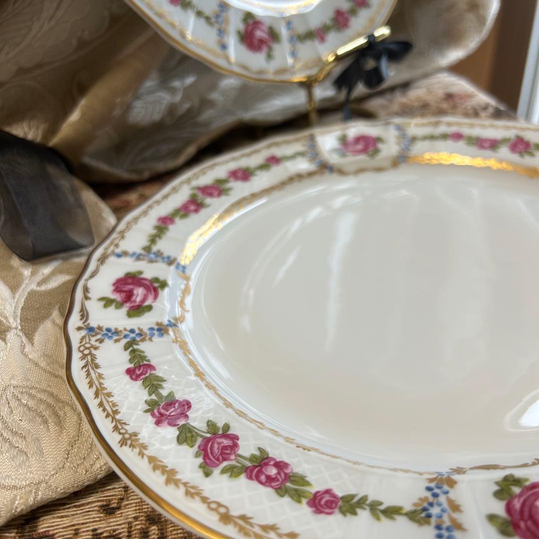 フランス製　Limoges ROSE DE LIMOGESディナープレート ペア