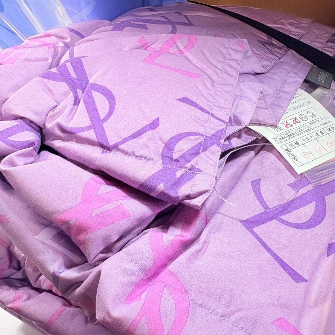 イヴ・サンローラン　YSLロゴ総柄ウォッシャブル羽毛肌掛け布団　ペア　２枚