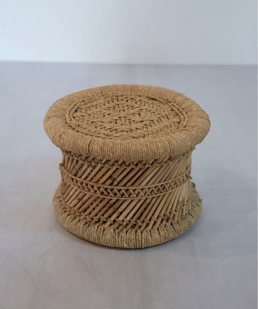 ［最終値下げ］インドの葦スツール「ムラ」