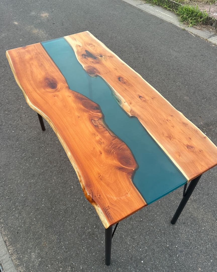 レジンテーブル ダイニングテーブル【一点物】