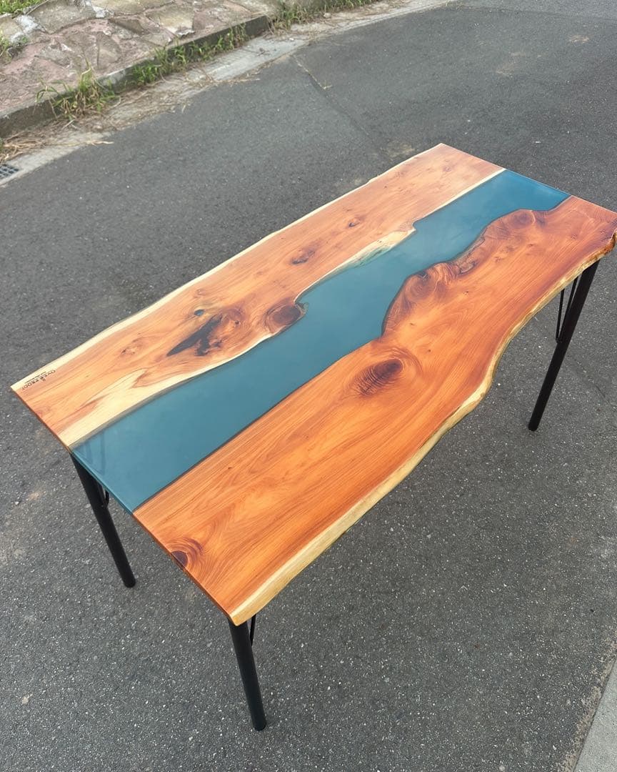 レジンテーブル ダイニングテーブル【一点物】