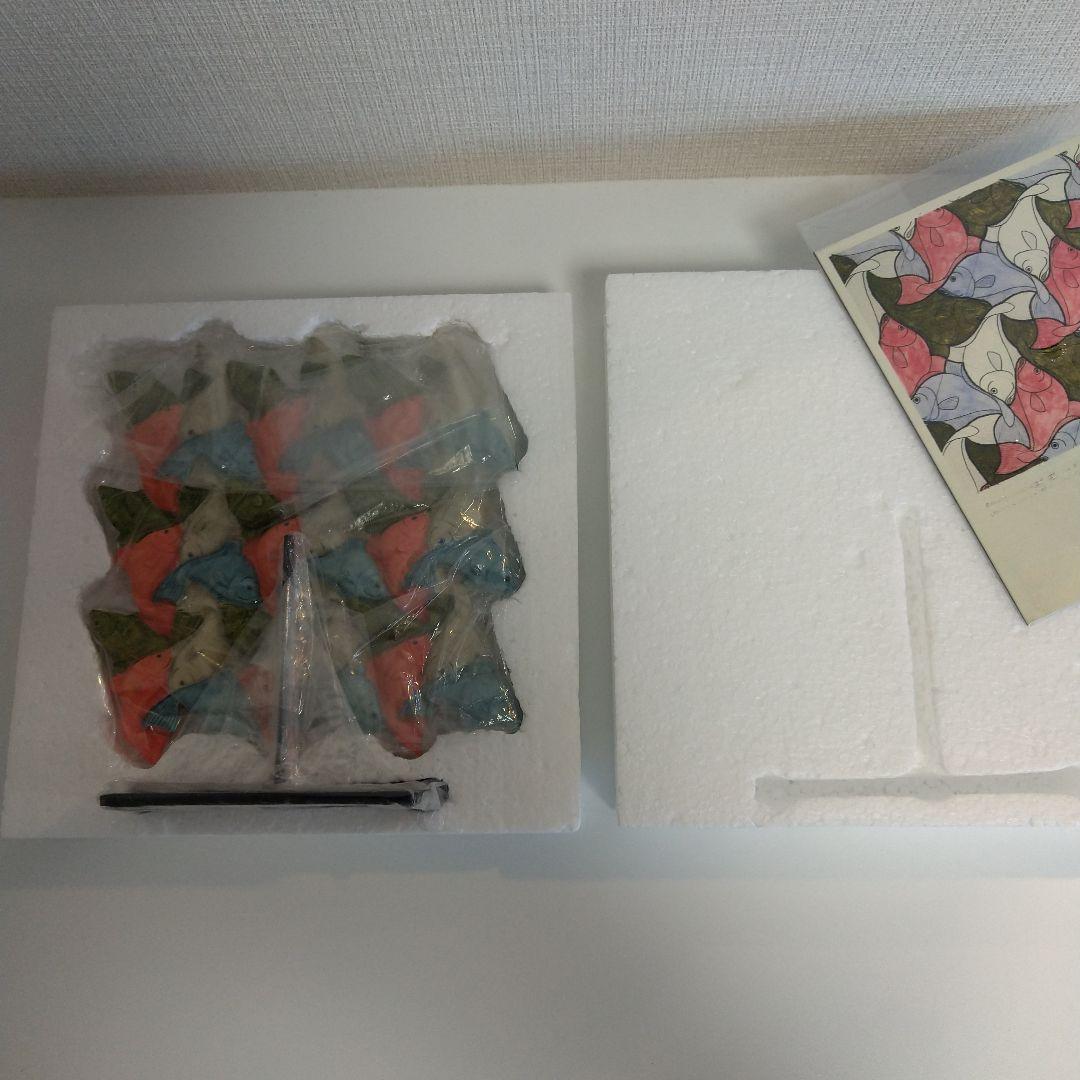 M.C. エッシャー 立体の置き物 魚