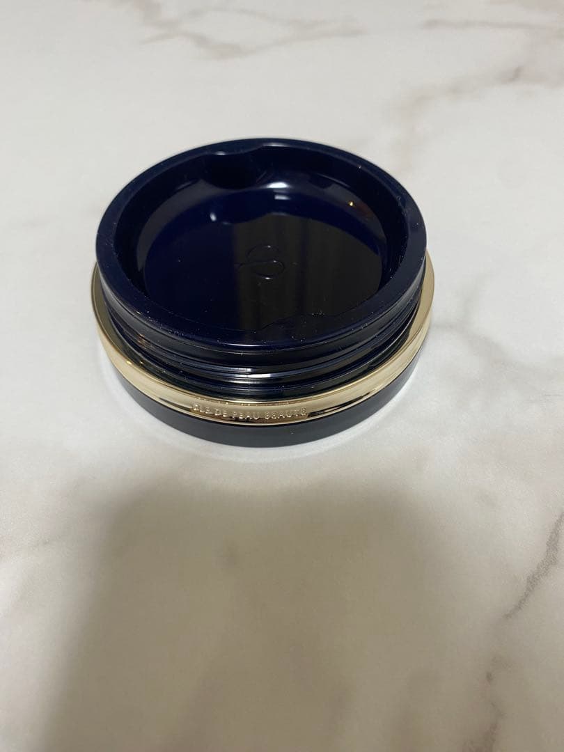 クレドポーボーテ プードルトランスパラントn2 ライトミディアム