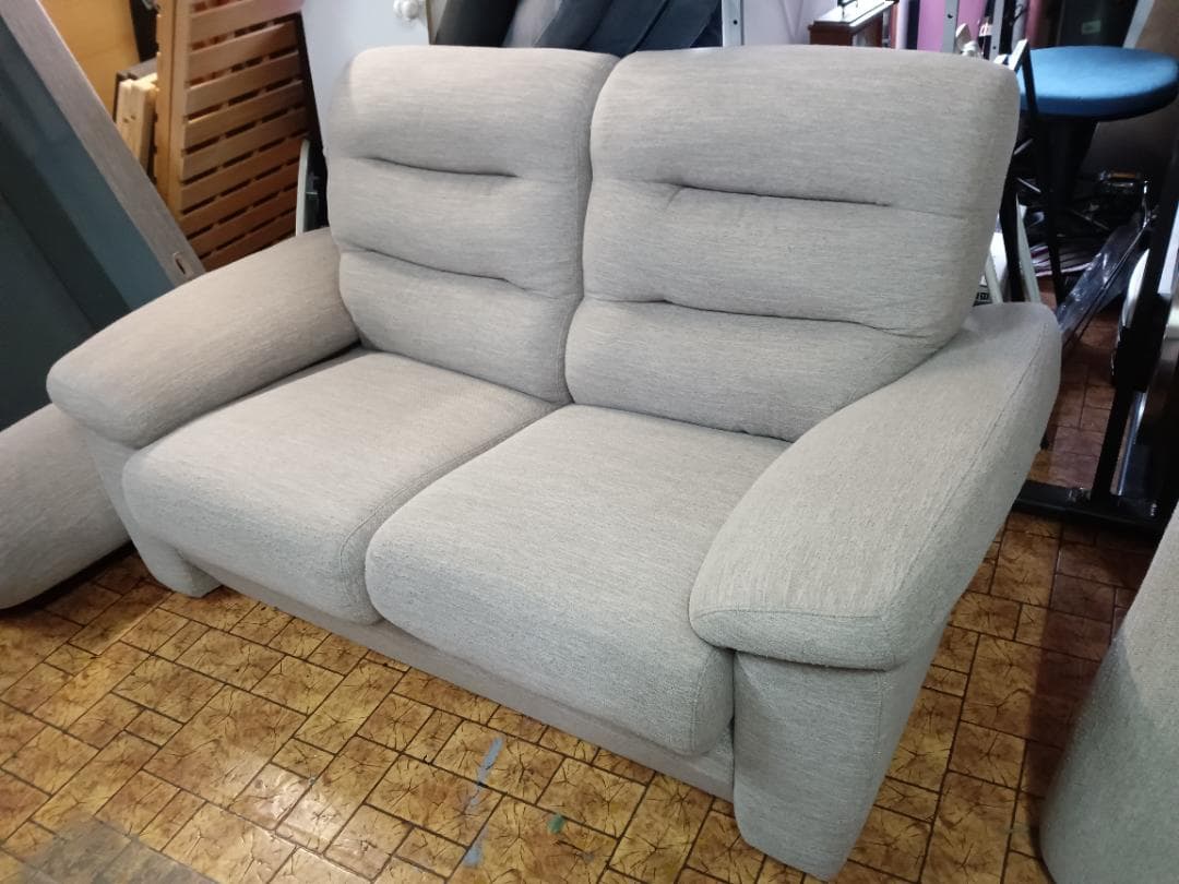 ニトリ2人掛けソファ 布張りタイプ