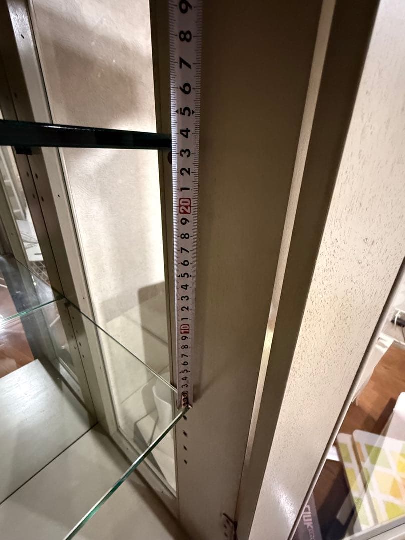 ホワイトガラスディスプレイケース