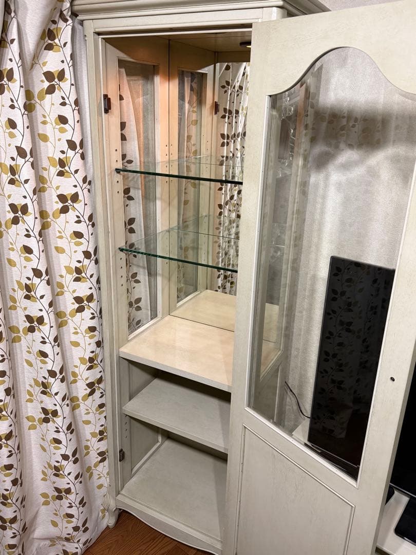 ホワイトガラスディスプレイケース