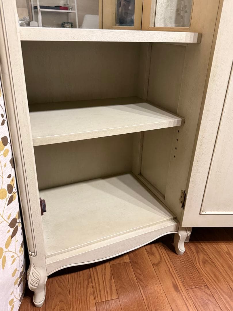 ホワイトガラスディスプレイケース