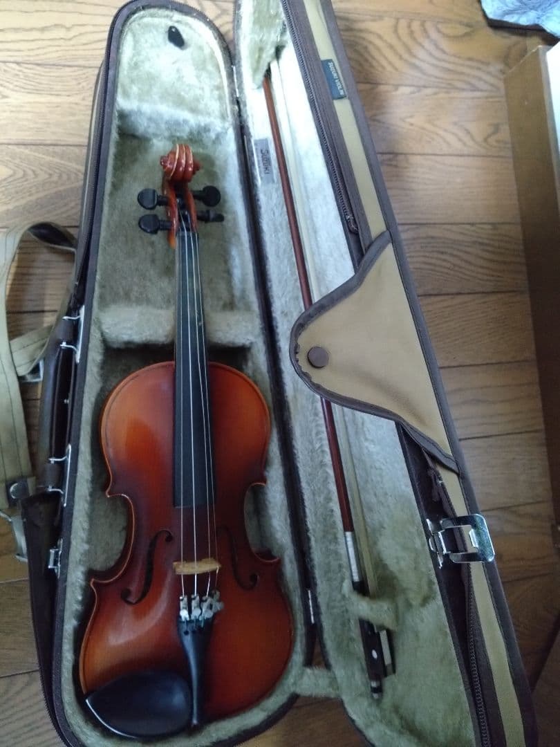 スズキ 1/4 バイオリン 弓 ハードケース付き - メルカリ