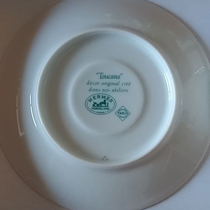 HERMES エルメス　トゥカン　オオハシ　カップ＆ソーサー２客