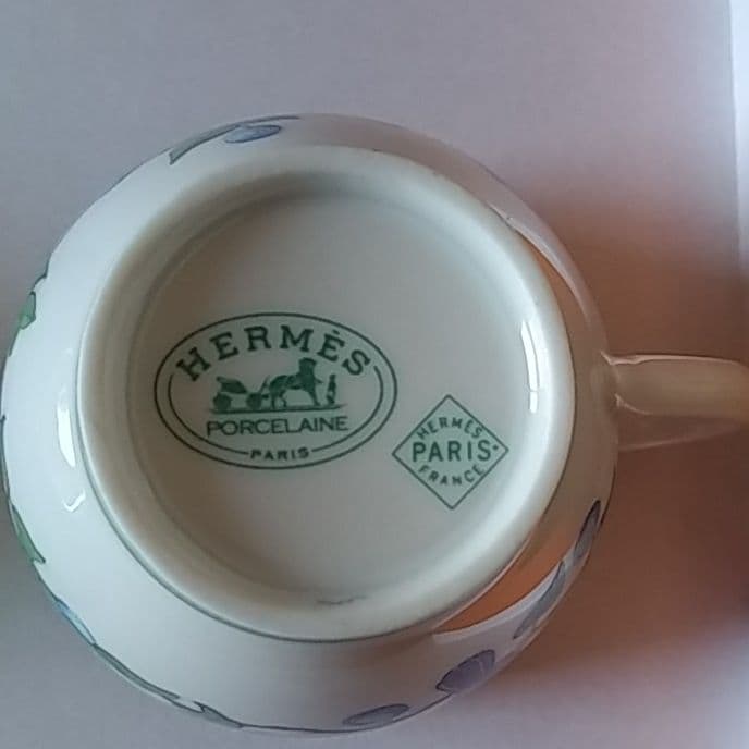 HERMES エルメス　トゥカン　オオハシ　カップ＆ソーサー２客