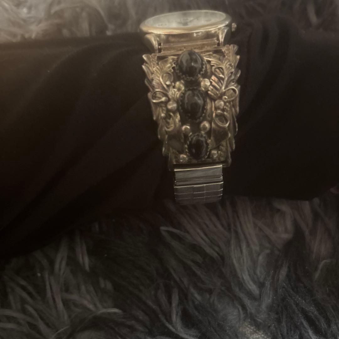 Valley クォーツ 腕時計 シルバー