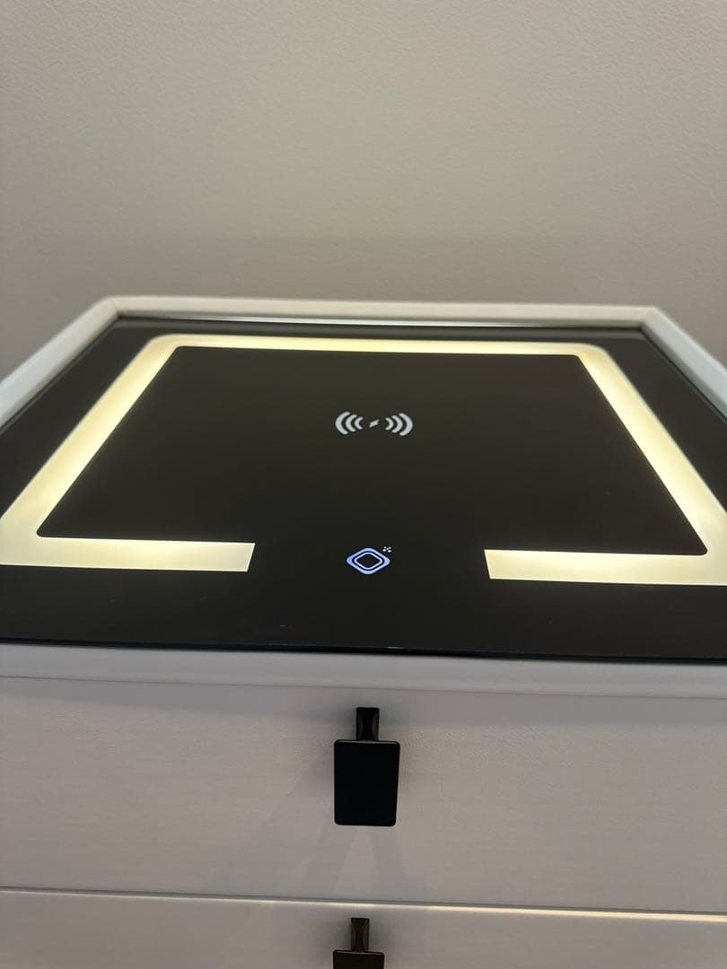 スマートテーブル　ホワイト　45cm 一点限り　最安値　限界ギリギリ価格