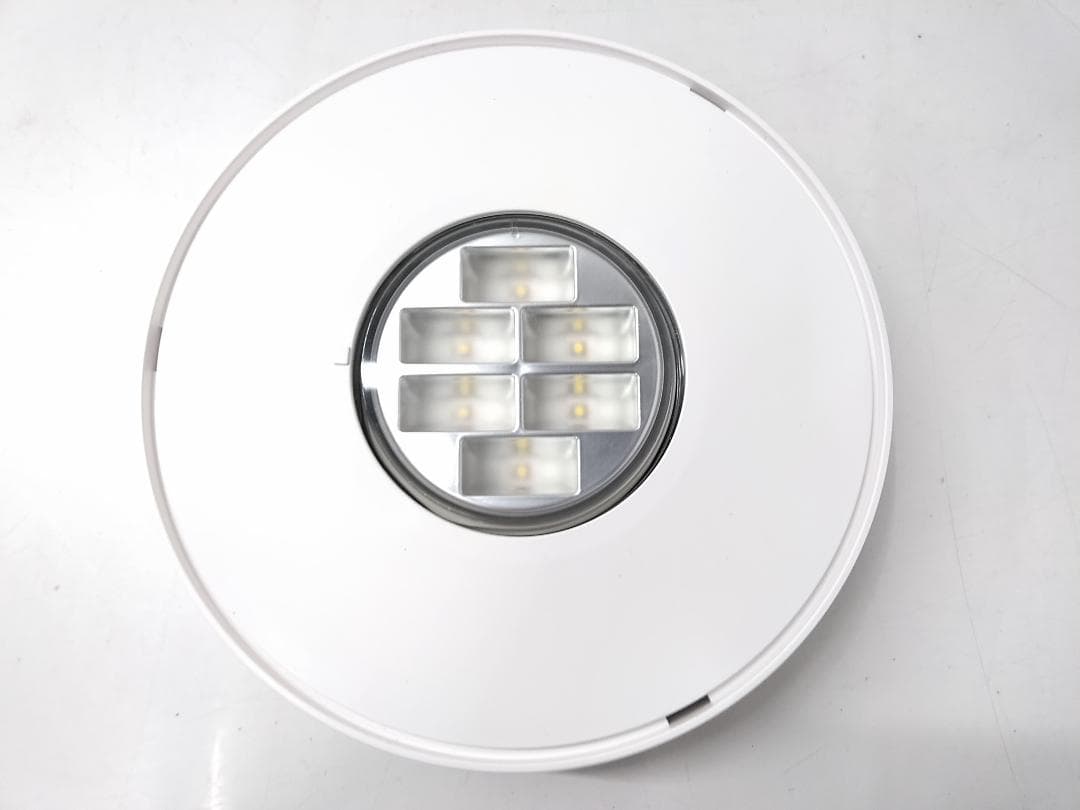 未使用品 パナソニック NCW10000LE1 軒下用シーリングライト 白