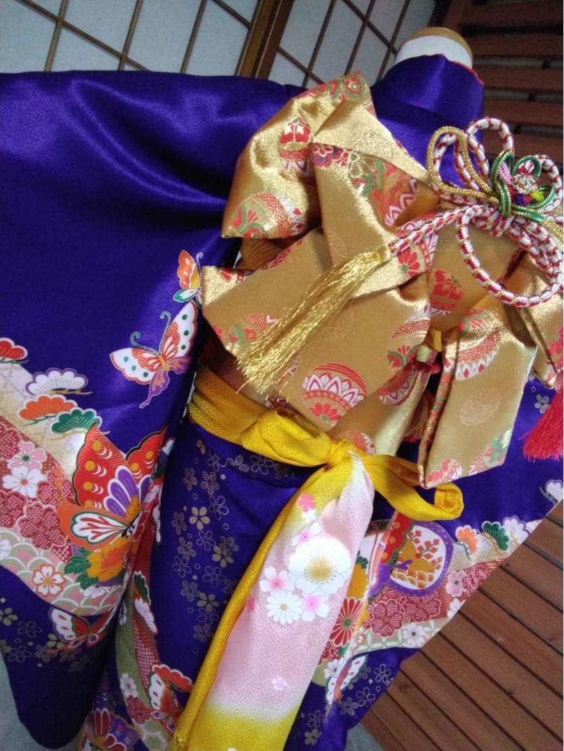 7歳向け・化繊・お着物のセットです