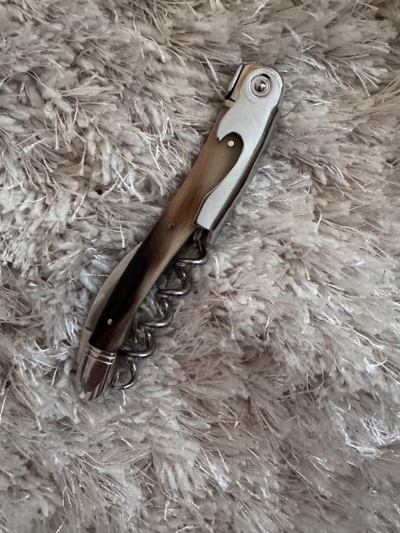 シャトーラギオール　ブラウン