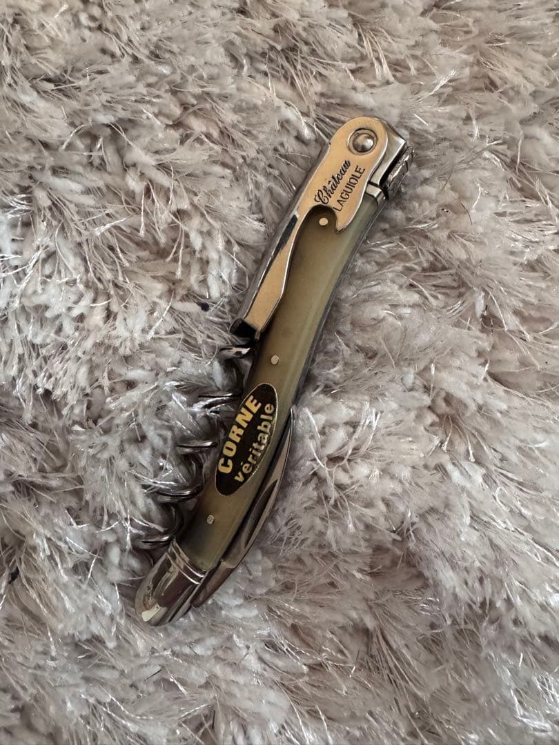 シャトーラギオール　ブラウン