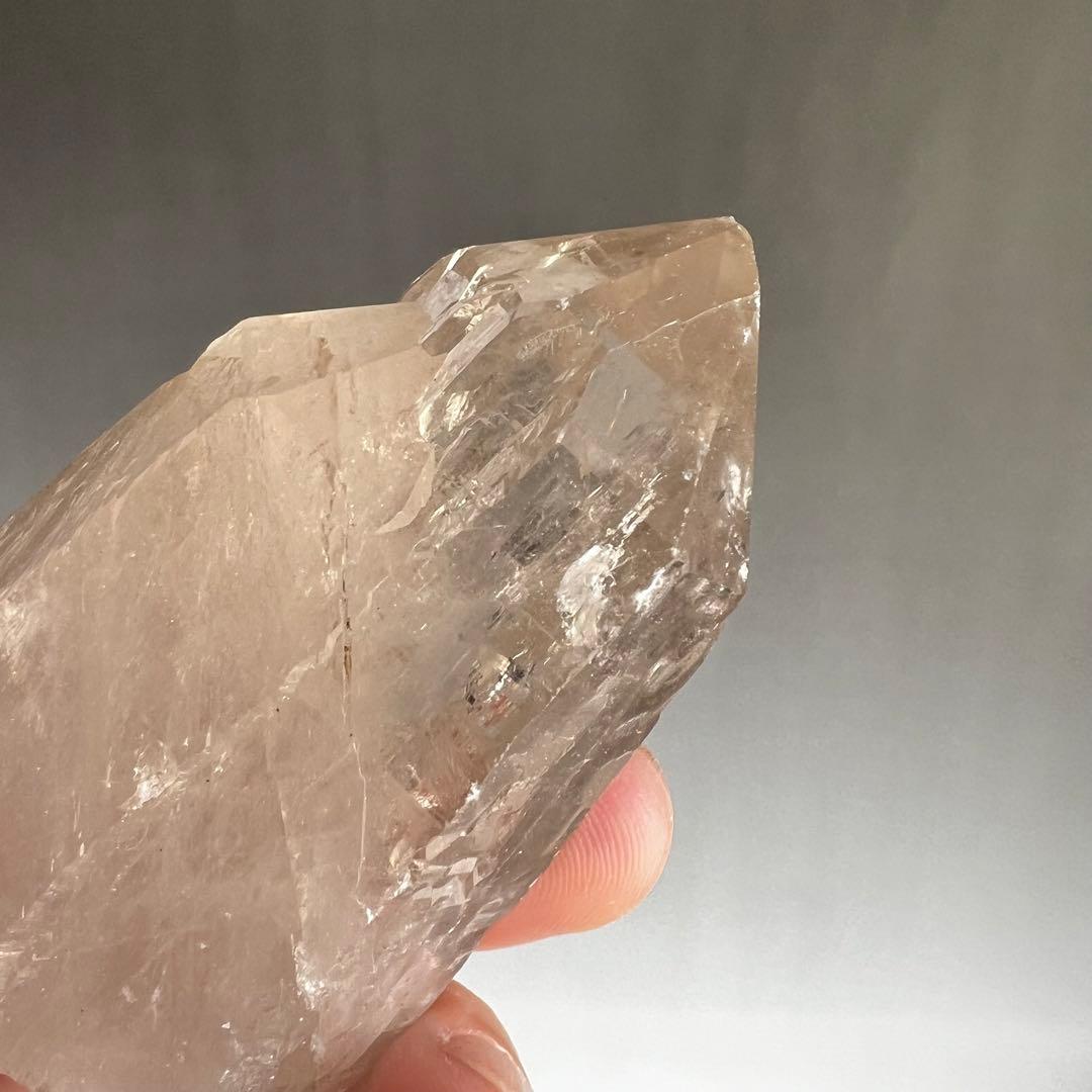 超レア　ガネーシュヒマール産　クリスタル　ポイント水晶　4