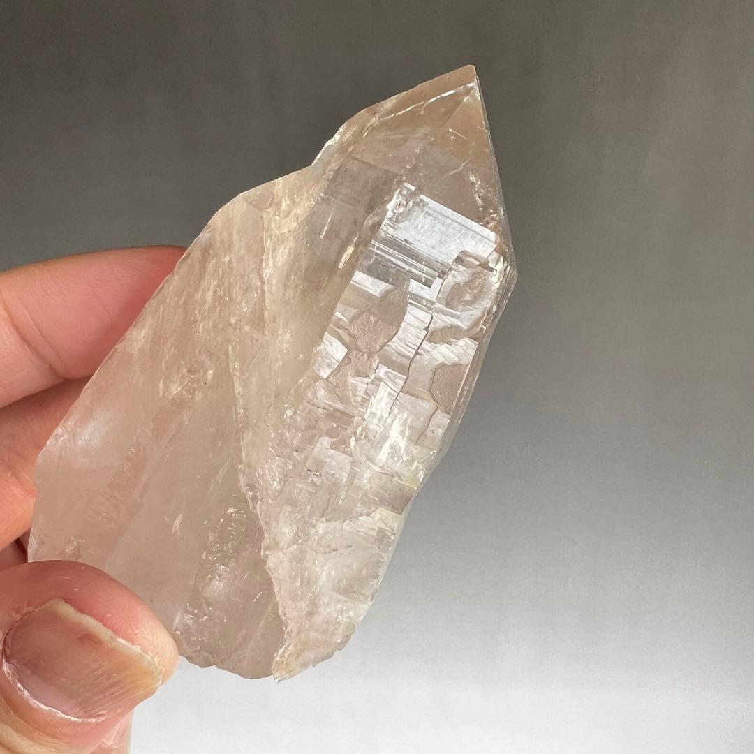 超レア　ガネーシュヒマール産　クリスタル　ポイント水晶　4