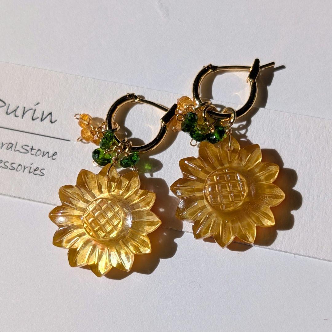 ひまわりカービングピアス