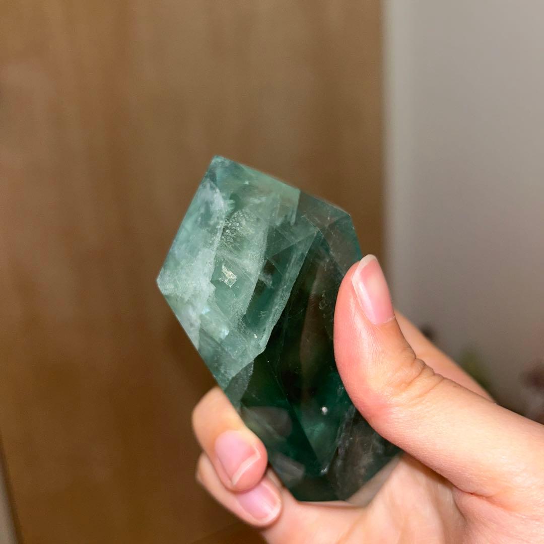 虹がすごい フローライト グリーン 天然石