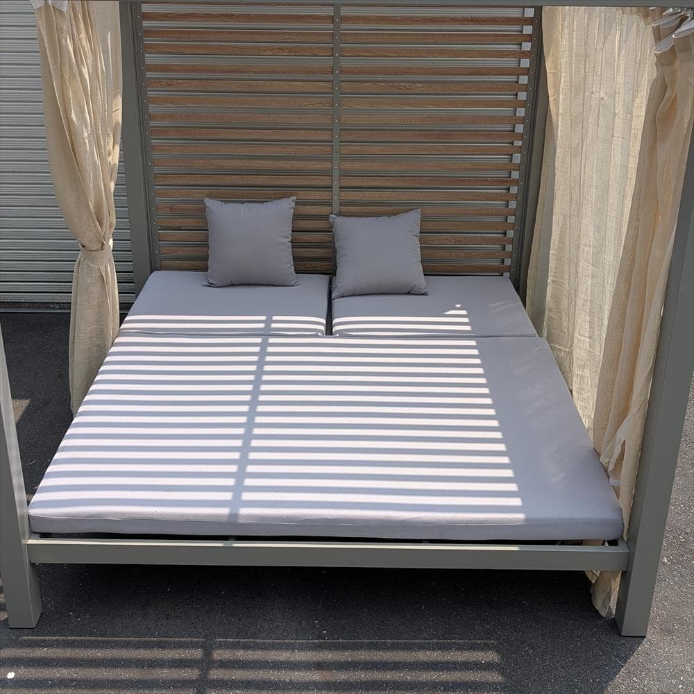 リゾートベッド　ベッド　デイベッド　グランピング　プールサイド　カーテン付き　B