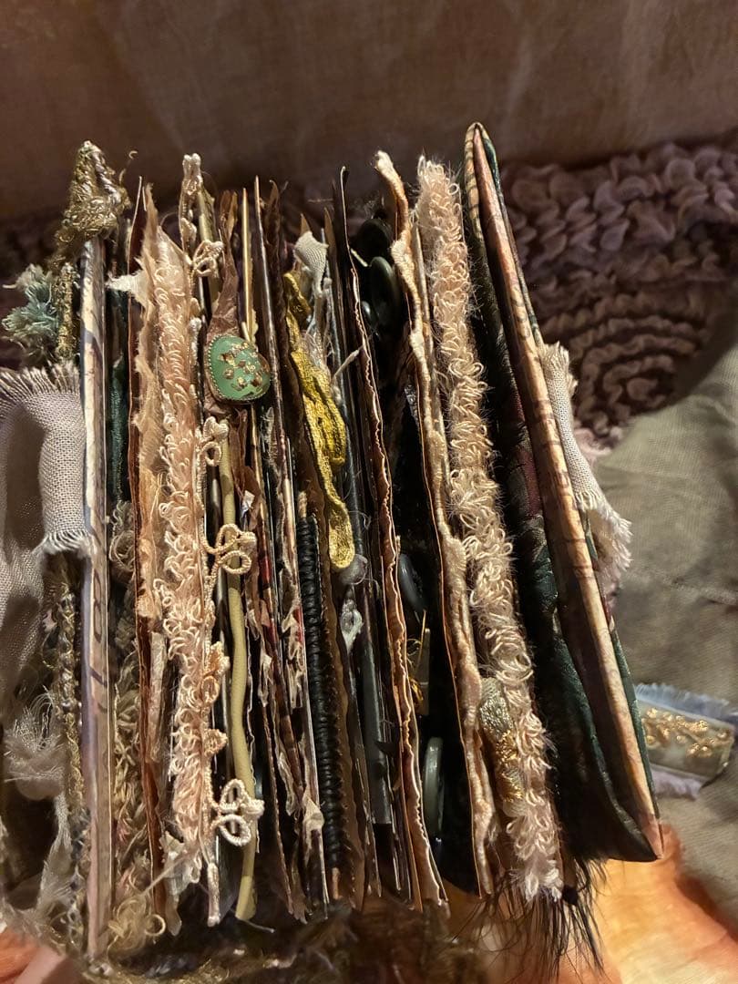 古道具や古切手、古い物ジャンクジャーナル　ティムホルツ　グリーン　フランス