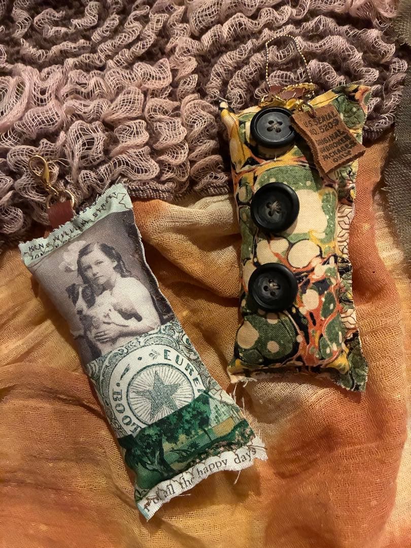 古道具や古切手、古い物ジャンクジャーナル　ティムホルツ　グリーン　フランス