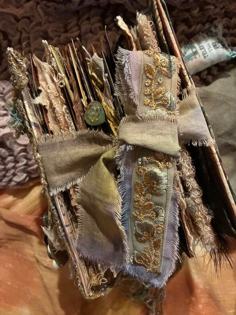 古道具や古切手、古い物ジャンクジャーナル　ティムホルツ　グリーン　フランス