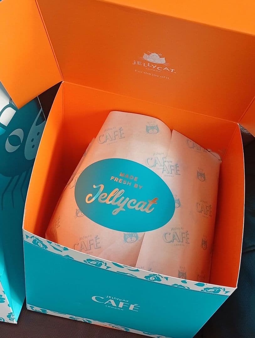  Melbie Peach Cake上海限定ケーキ ぬいぐるみ