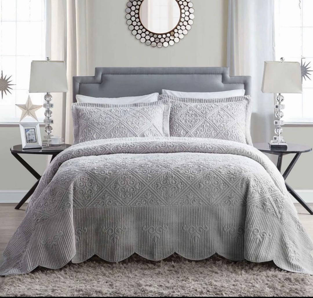 エレガントなキルトカバレット