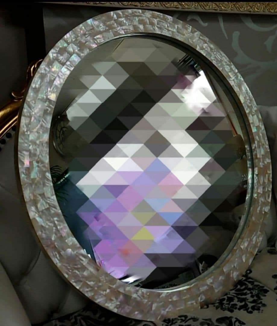 壁掛けミラー　シェル