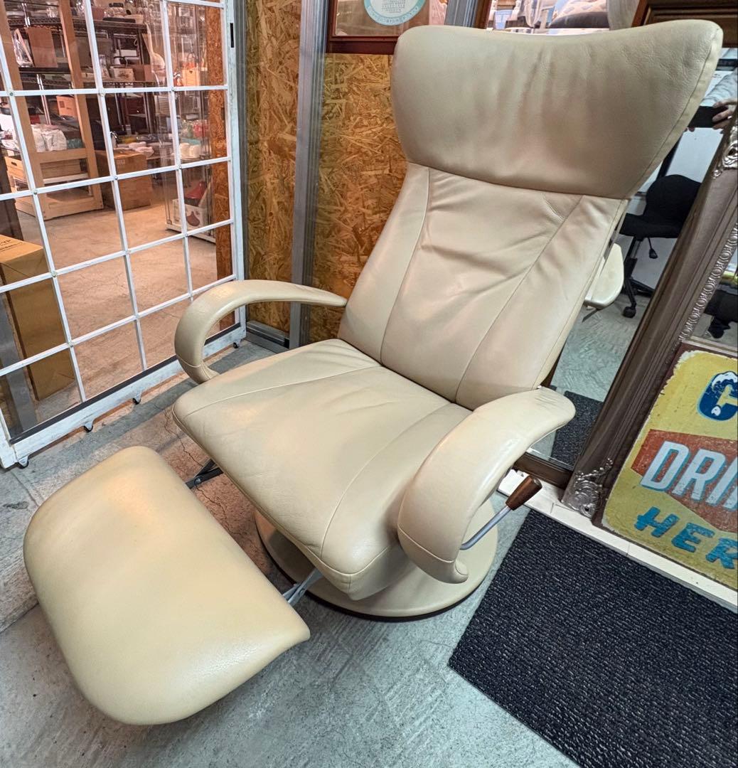 カリモク リクライニング　ソファ　 ディレトーレ ベージュ系 フットレスト付