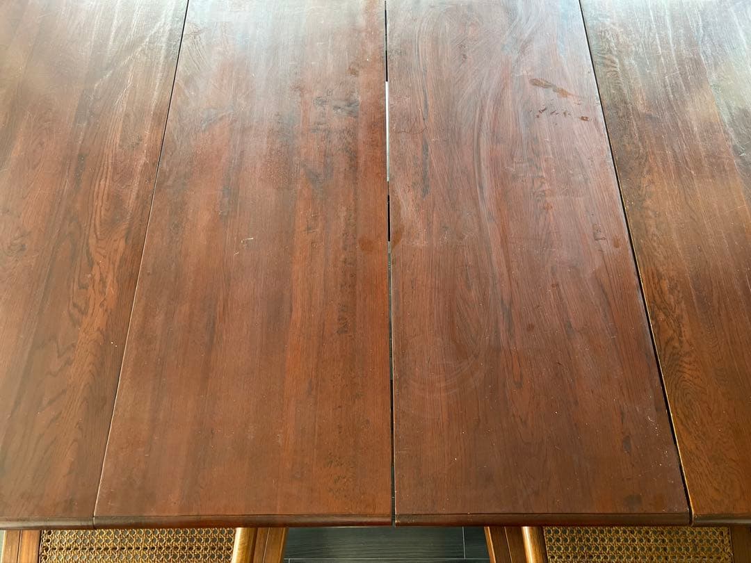 送料込 フラマン(FLAMANT)のテーブル