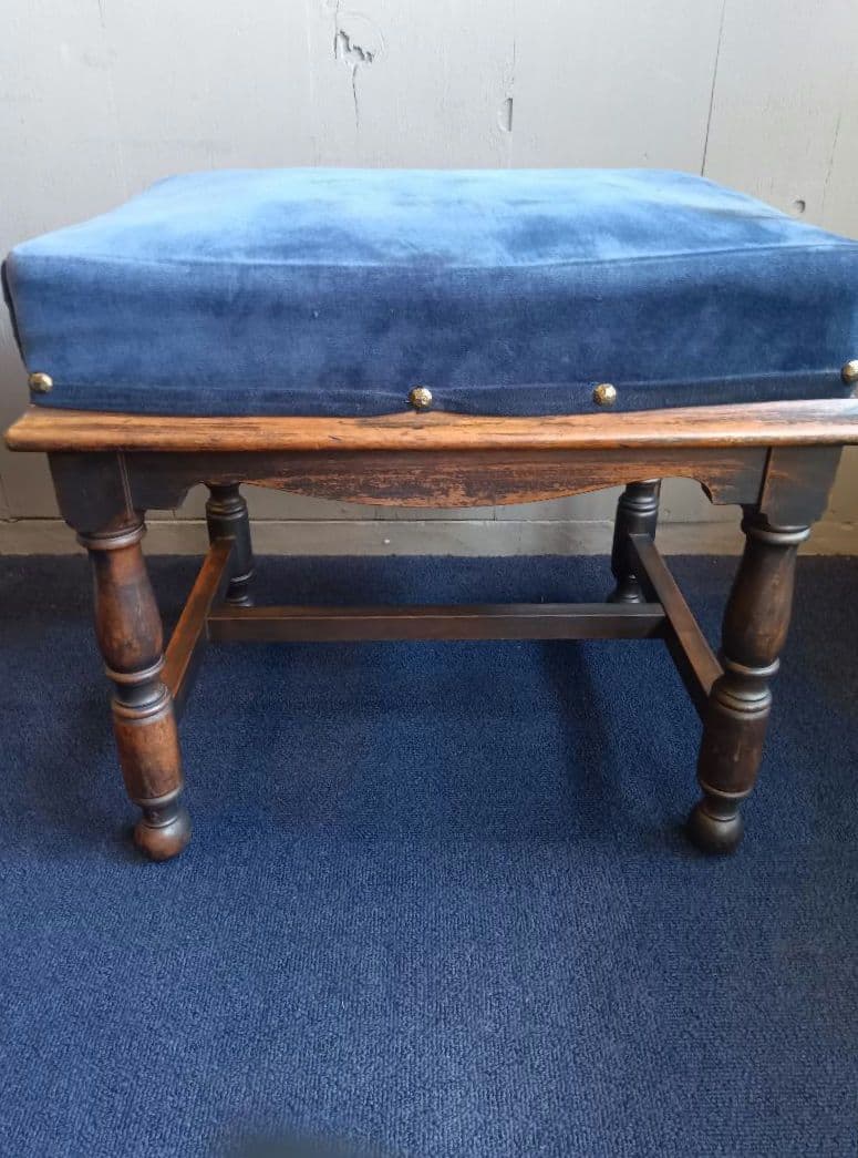 木製クラシックスツール ネイビー　ヴィンテージ　レトロ