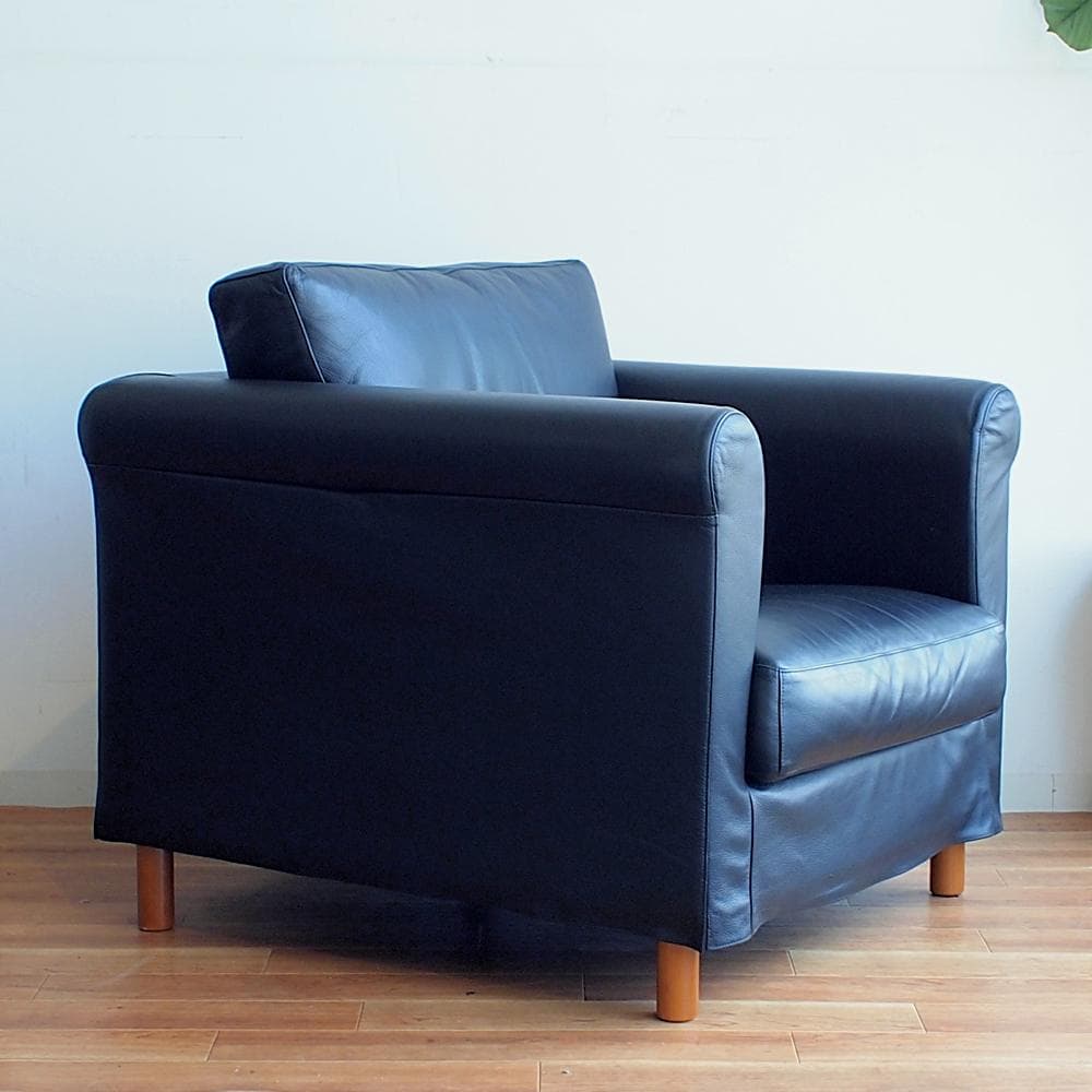 カッシーナイクスシー. ピエロ・リッソーニ 「ドリアン」 シングルソファ A