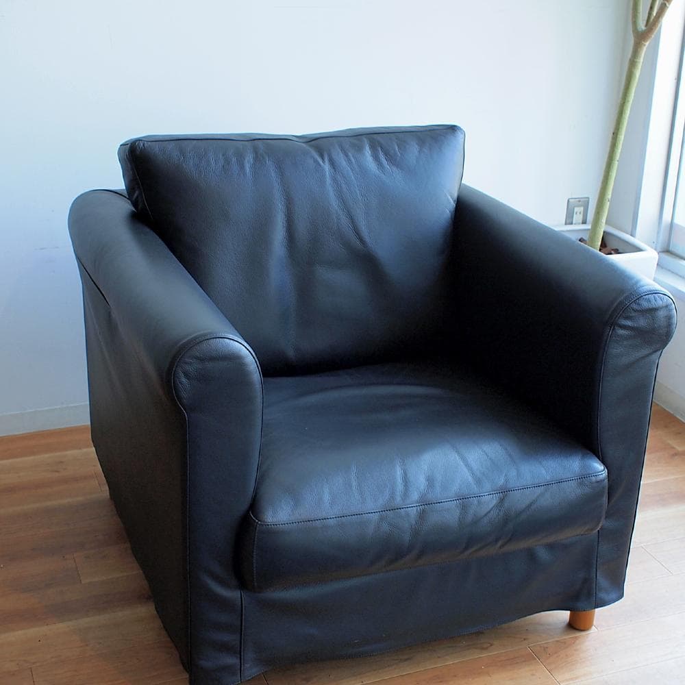 カッシーナイクスシー. ピエロ・リッソーニ 「ドリアン」 シングルソファ A