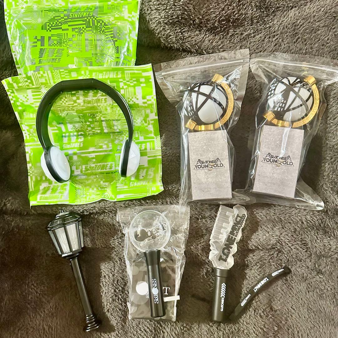 SixTONES 歴代ペンライトセット（YOUNG OLD / VVS 他） - メルカリ