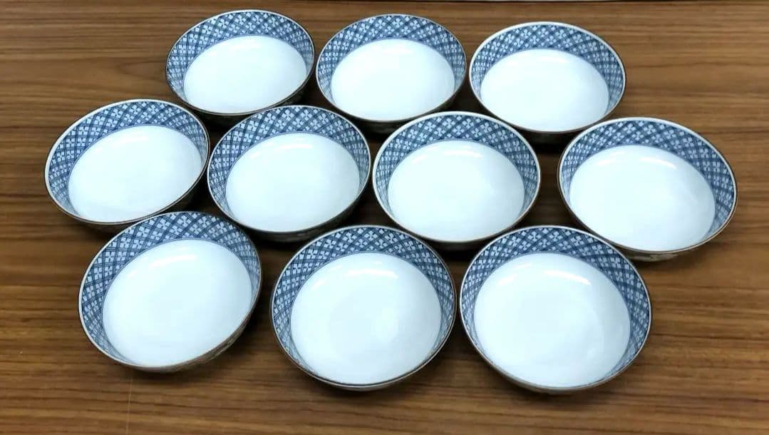 有田焼 醍醐 花柄デザインの陶器鉢10個揃え - メルカリ