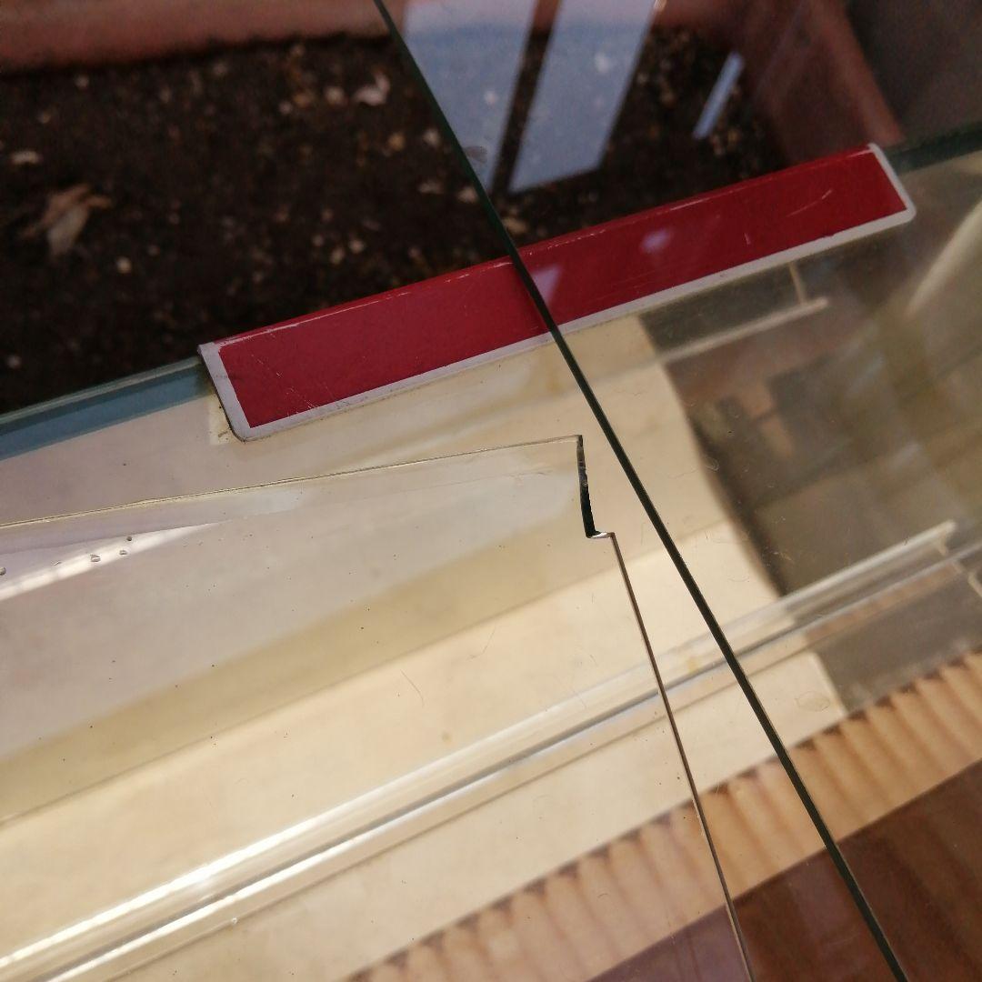 ガラスショーケース　三菱ペンシル　EXCEED