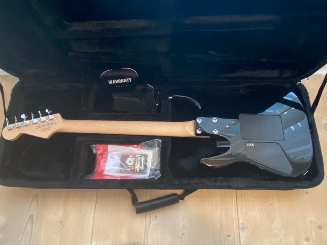 ギター Charvel MJ SD S1 HSH FR QM MNG