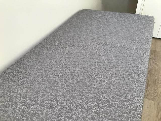 シングルベッド