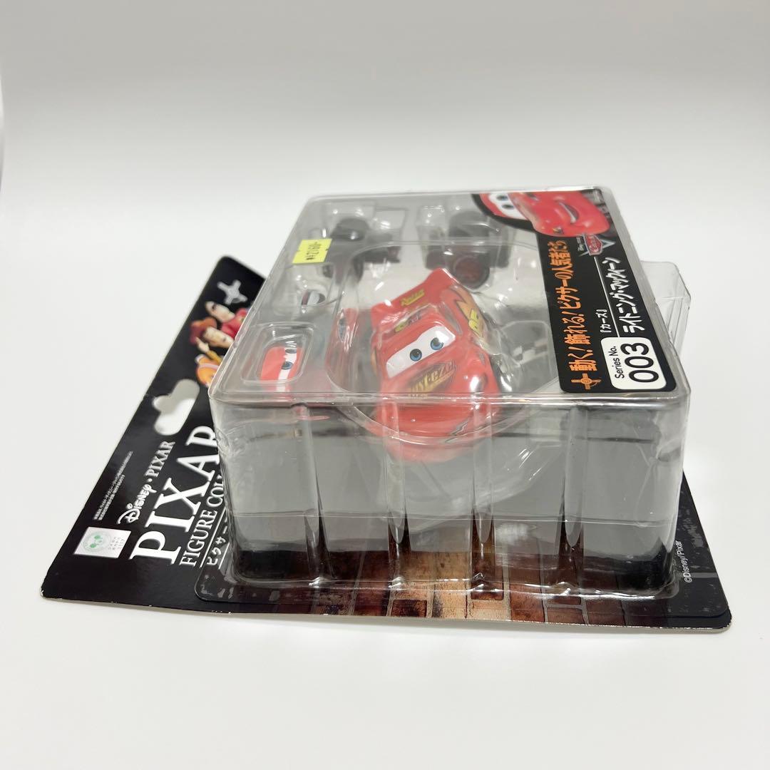 リボルテック　カーズ　ライトニングマックイーン　ピクサー