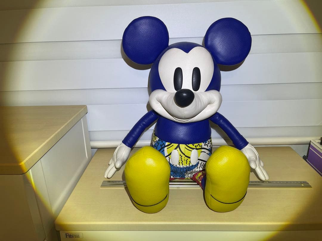 ミッキーマウス 合成皮革ぬいぐるみ