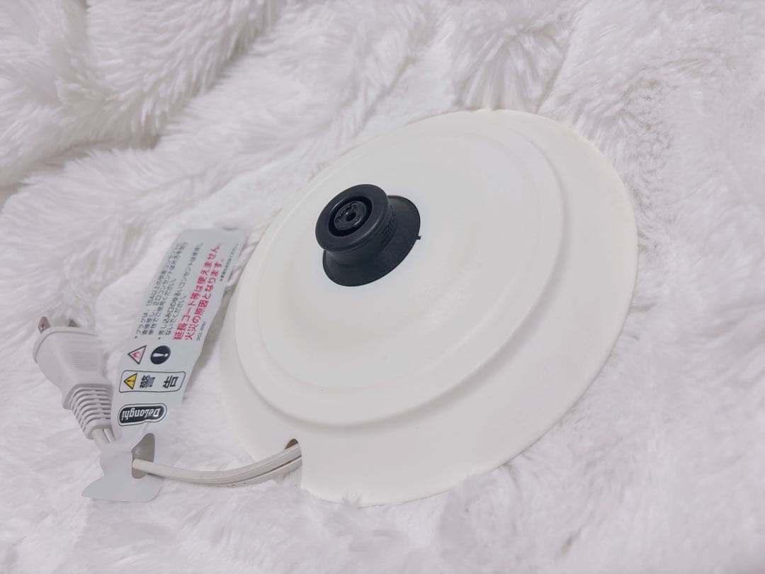 【美品 格安】デロンギ DeLonghi 電気ケトル