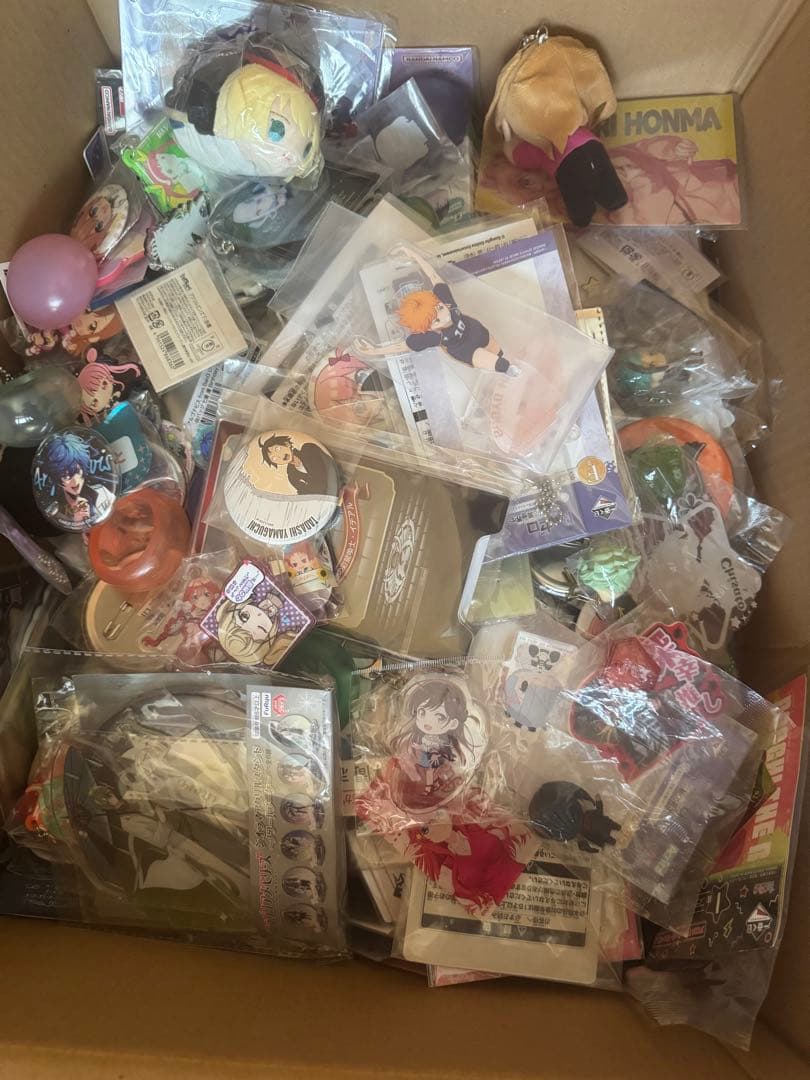 アニメグッズ　ノンジャンル　美少女　大量　15キロ　まとめ売り