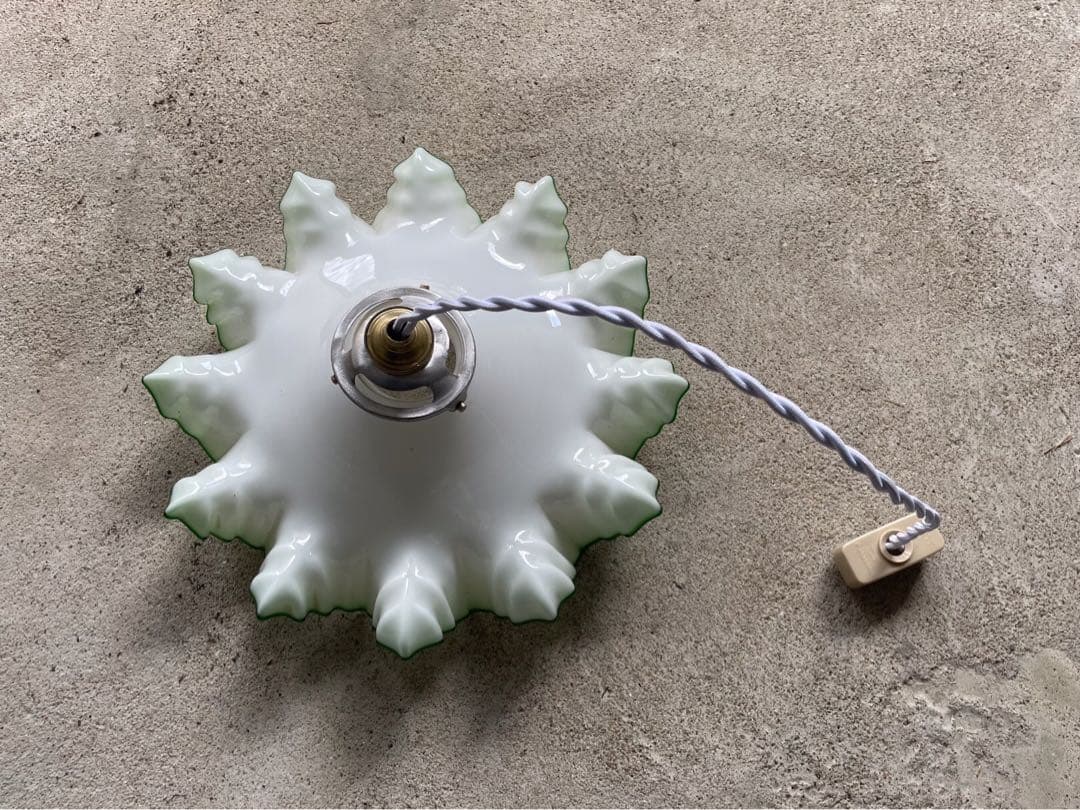 75. 40’s フランスアンティーク　古民家 ガラスシェードペンダントランプ