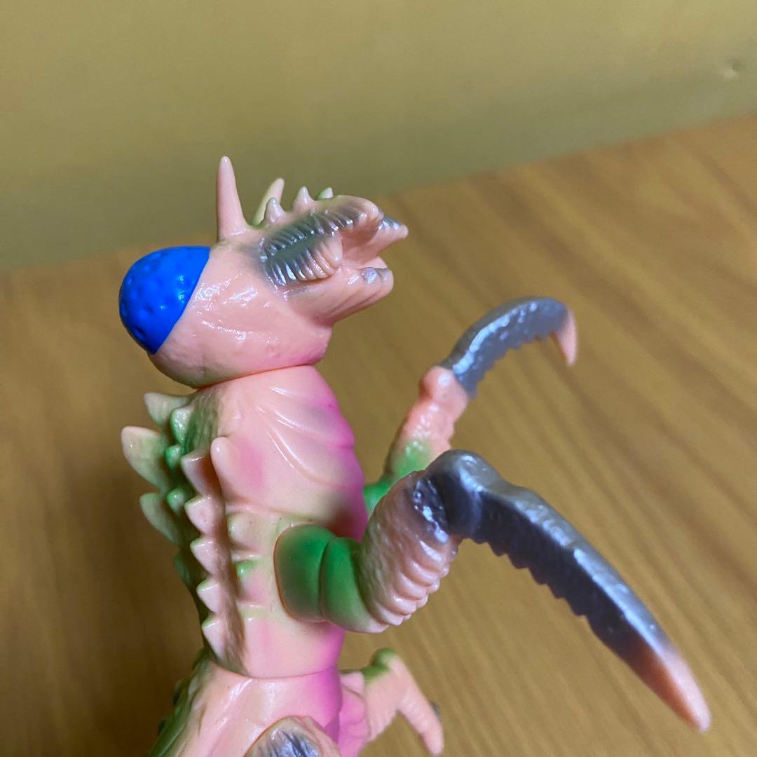 マーミット スーフェス限定 ミニカマキラス ソフビ 5433 FWカマキラス